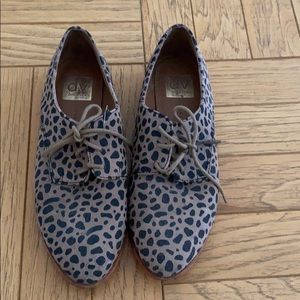 Dolce Vita Leopard Print Oxfords